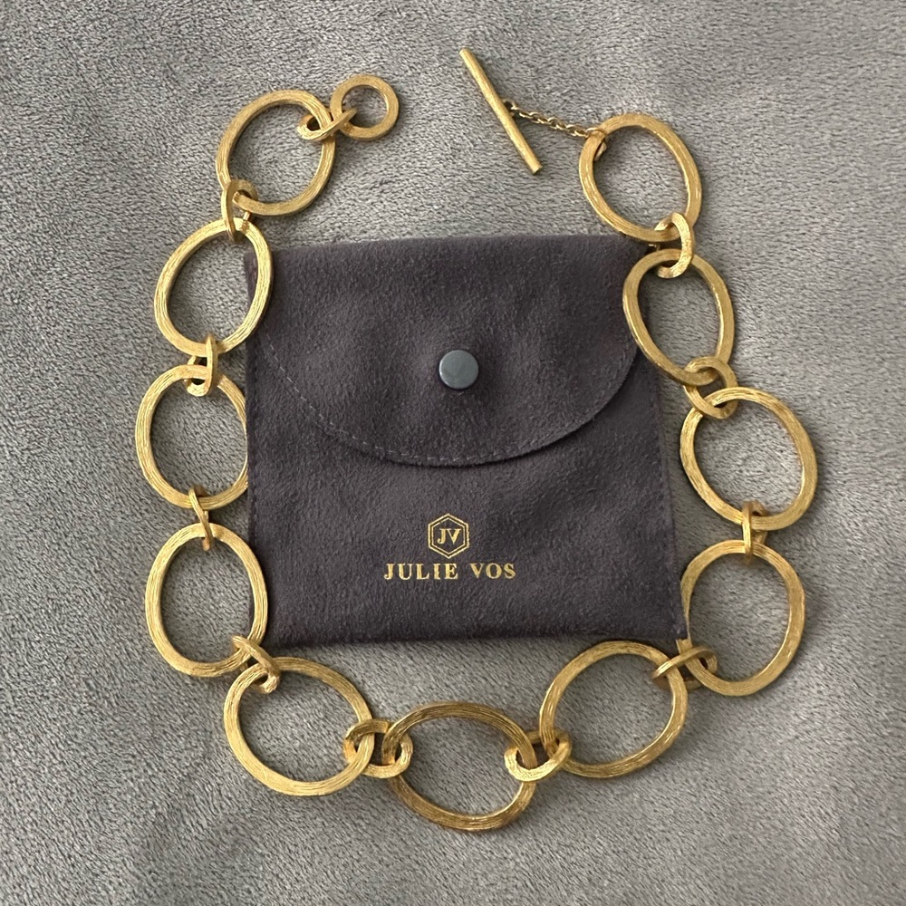NWOT Julie Vos Textured Gold Oval Link Necklace